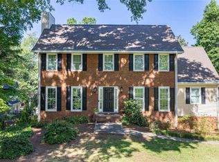213 Parkview Dr, Cartersville, GA 30120