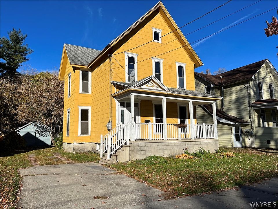 1st image of 159 Bank St