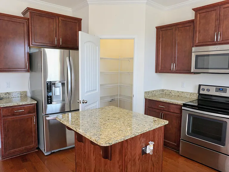 3216 Revelation St — Photo 6
