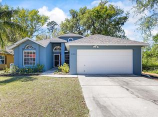503 Sugar Creek Dr, Plant City, FL 33563