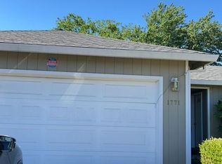 1771 Tanglewood Ln, Medford, OR 97501