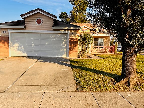 5th image of 3090 Garden Ln