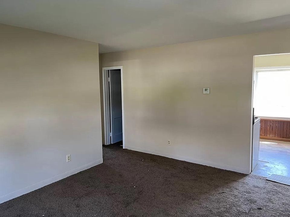 2261 Edwin Ave, Akron, OH 44314 Zillow