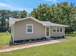 714 Hassler Mill Rd, Harriman, TN 37748