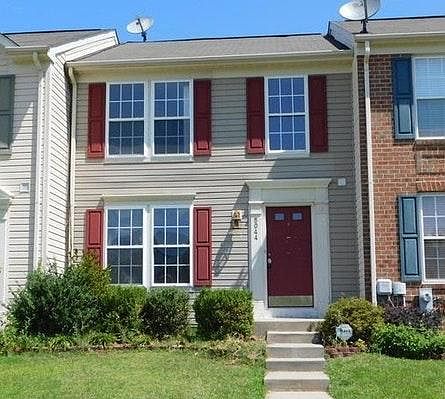 Front-interior townhouse