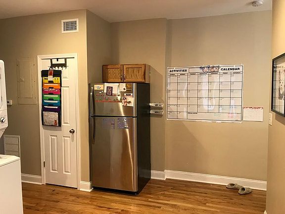 2nd image of 4973 Magnolia Ave #1