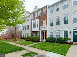 6603 Hunter Creek Ln, Alexandria, VA 22315