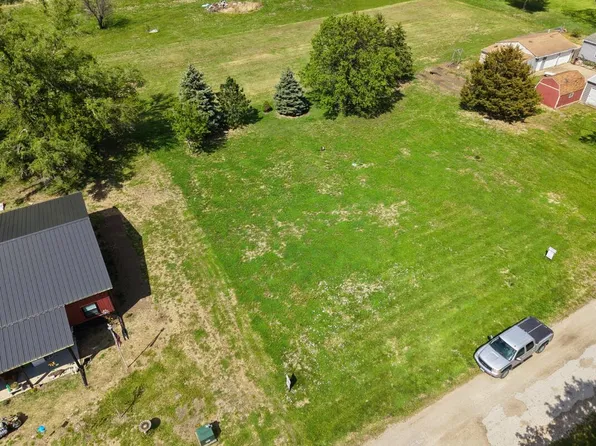 707 Washington Ave, Pacific Junction, IA 51561