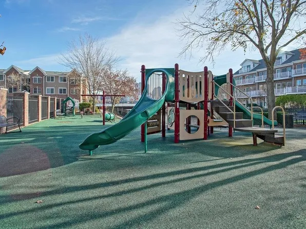 80 Lydia Drive image 34 of 39