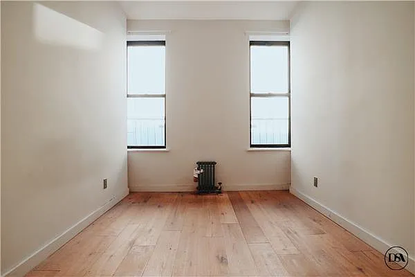 Rented by DSA Realty | media 8