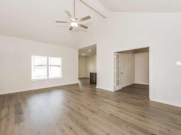 3rd image of 309 Julian Davis Dr