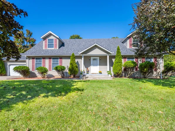 505 Highland Ave, Saint Joseph, MI 49085