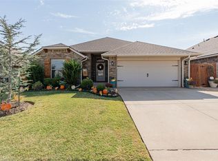 9408 NW 87th St, Yukon, OK 73099