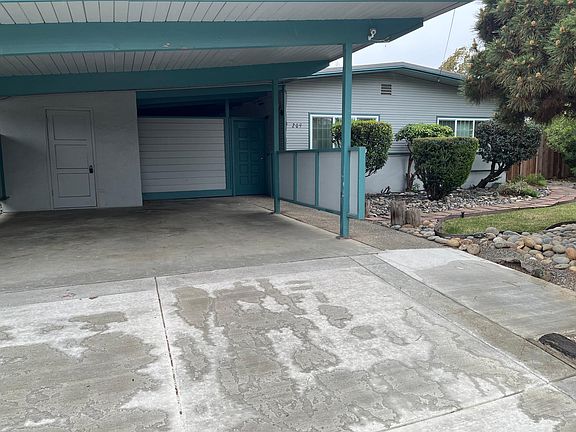 2 Car port with work shop