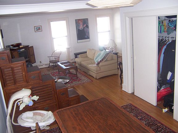 3rd image of 1020 Lincoln Ave APT 1