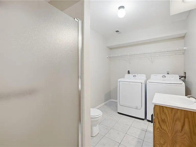 14709 Goodman St — Photo 20