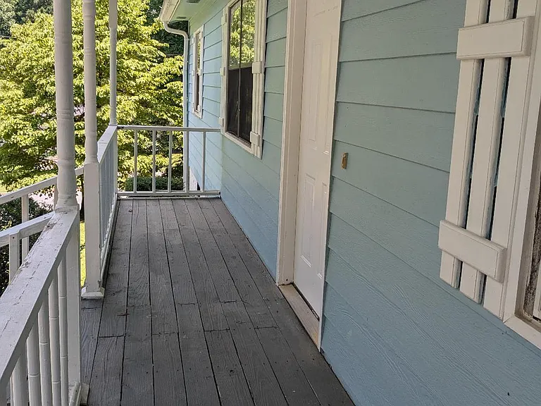 5695 Liberty Rd — Photo 2
