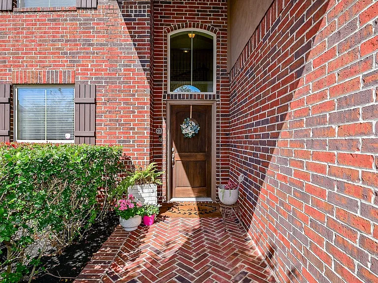 11743 Rastello Ln — Photo 3