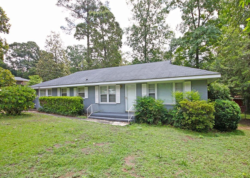 1st image of 214 Pine Valley Dr
