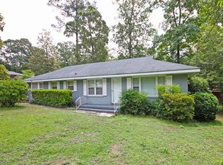 214 Pine Valley Dr, Warner Robins, GA 31088