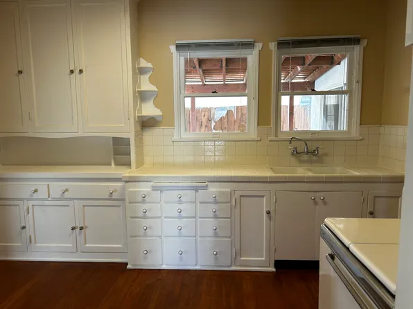 545 S Calle Santa Rosa #1, Palm Springs, CA 92264