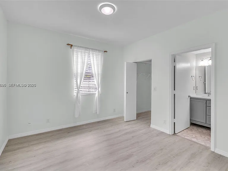 1393 Barcelona Way #4-26 — Photo 18