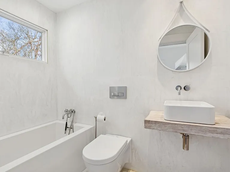 640 Old Stone Hwy — Photo 21