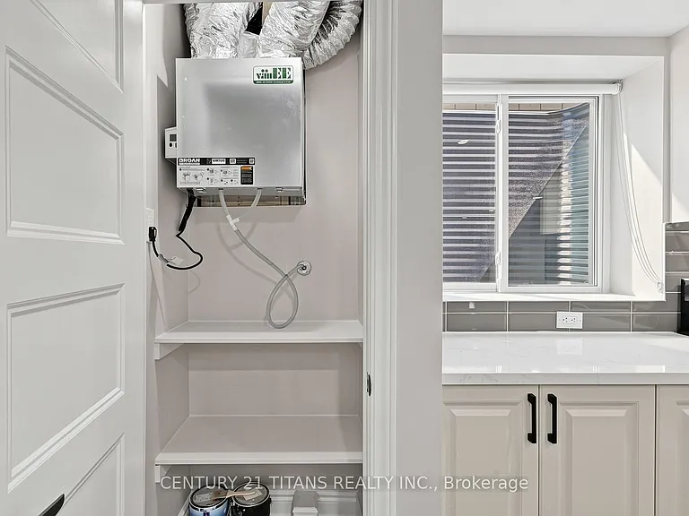 270 Forestwalk St #LOWER — Photo 15