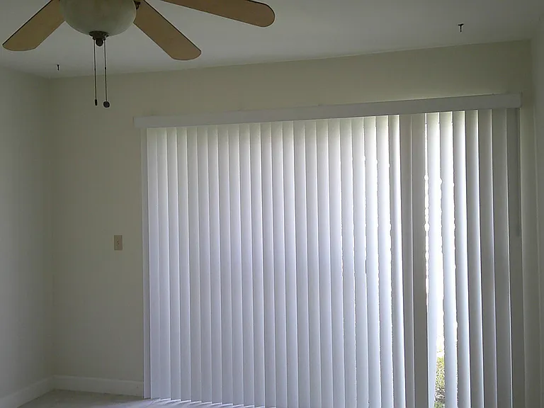1350 SE La Haven Ct — Photo 17