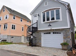 13 Sperry St, Milford, CT 06460