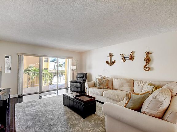 5th image of 4540 N Ocean Dr APT 307