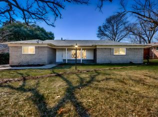 4820 Briarwood Ln, Fort Worth, TX 76103