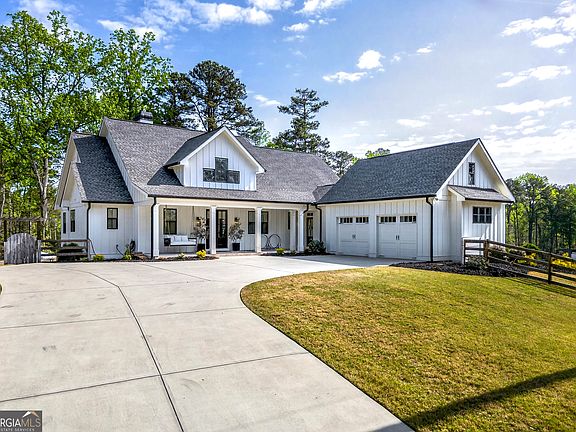 3rd image of 6570 Crestwood Peninsula