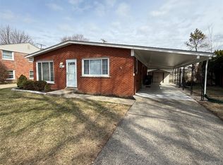 29126 Shirley Ave, Madison Heights, MI 48071