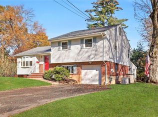 72 Hayes St, Blauvelt, NY 10913