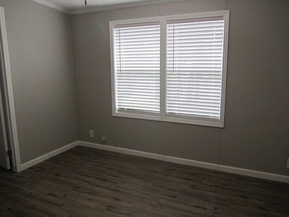 4th image of 48 Veronica Ln