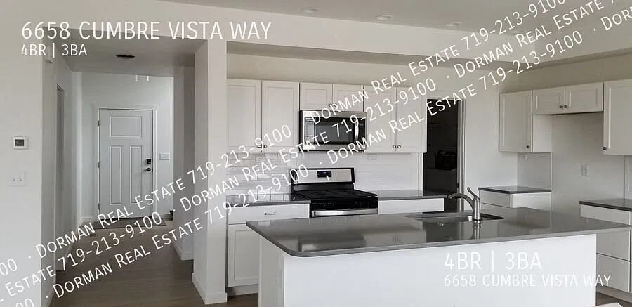 Cumbre Vista Neighborhood!! Huge 4 Bedroom, 2.5 Bath Home with 2nd Story Balcony, Mountain Views ... — Photo 3