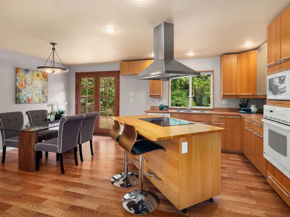 4602 223rd St SW, Mountlake Terrace, WA 98043