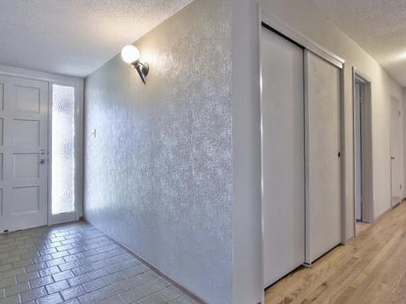 2nd image of 5678 Lathrop Ct