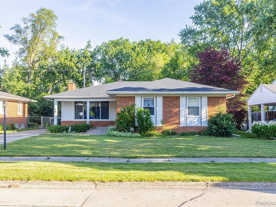 1st image of 29447 Ravine Dr