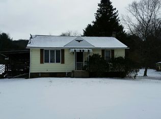 697 Oak Ridge Rd, Oak Ridge, PA 16245