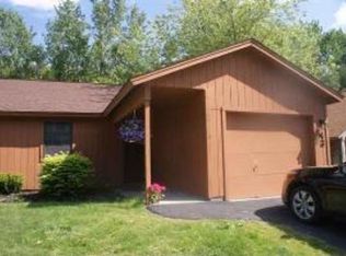 43 Thimbleberry Rd, Malta, NY 12020