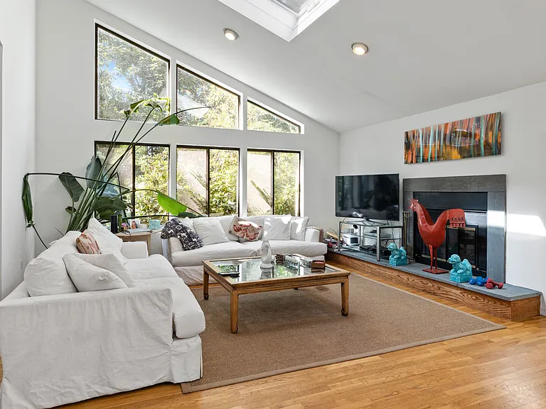 72 Sea Farm Ln — Photo 5