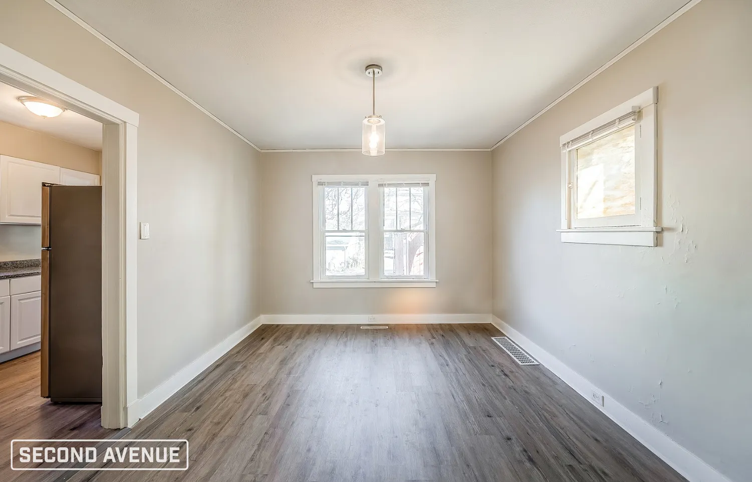 4 bed, 1.0 bath, 1620 sqft, $1,678 — Photo 3