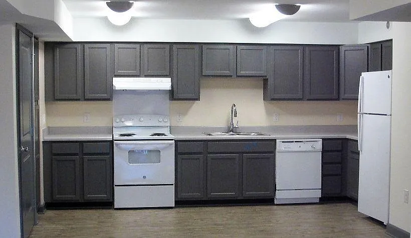 Building Photo - 3930 Townsquare Ct