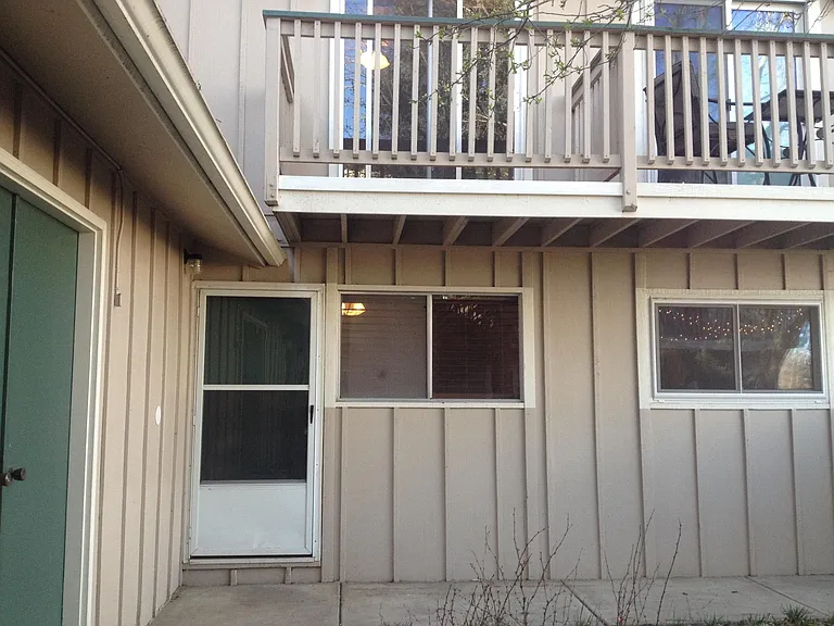1607 Cottonwood Dr #13 — Photo 3