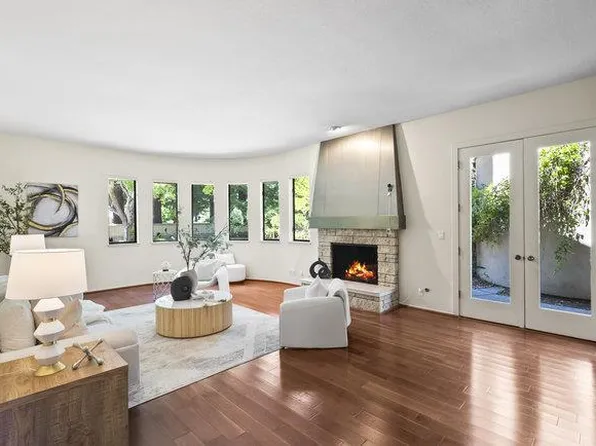 84 Selby Ln, Atherton, CA 94027