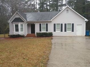 70 Chimney Smoke Dr, Stockbridge, GA