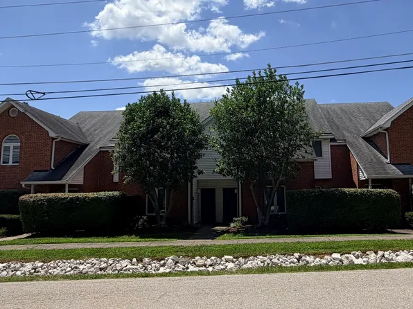 202 Wingfield Ct APT E, Elizabethtown, KY 42701