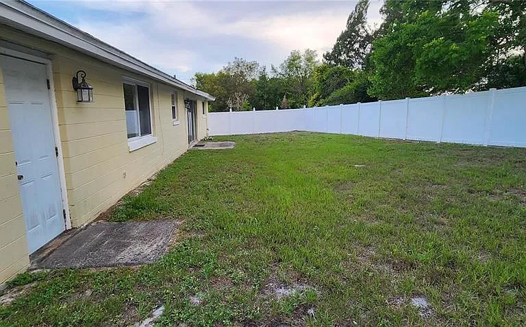 2408 Kimberly Dr — Photo 22